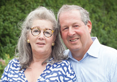 Photo of Bob Levy, BA’72, and his wife Diane Photo of Bob Levy, BA’72, and his wife Diane